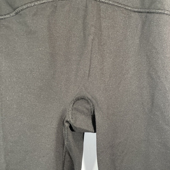 NWT‎ $78 Spanx [ PLUS 1X ] Active Knee-Length Leggings in BLACK - Picture 9 of 13